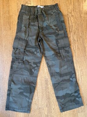 Boys Abercrombie Kids Camo Cargo Pants 9/10 Pull On